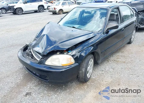 1998 Honda Civic Lx из США, поврежденный, VIN 2HGEJ6676WH615913